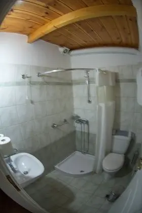 Standard Tek Büyük Yataklı Oda (attic)