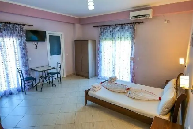 Tek Büyük Yataklı Oda