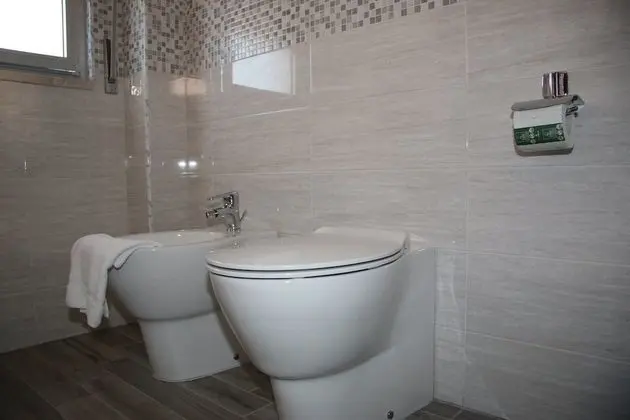 Tek Büyük veya İki Ayrı Yataklı Oda, Dağ Manzaralı