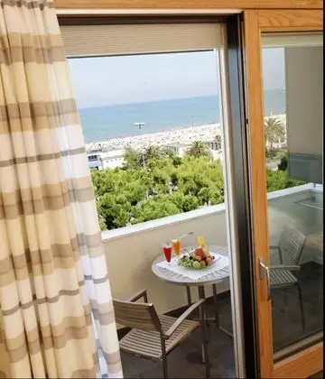 Comfort Büyük Yataklı Tek Kişilik Oda, Deniz Manzaralı