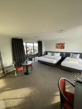 Deluxe Stüdyo, Birden Çok Yatak