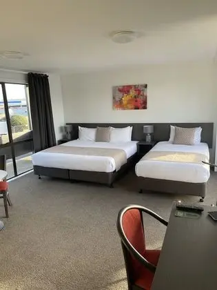 Deluxe Stüdyo, Birden Çok Yatak
