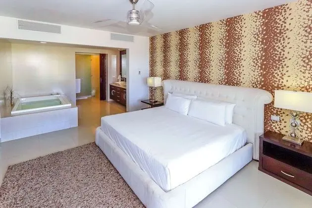 Luxury Daire, 4 Yatak Odası, Havuz Kullanımı, Okyanus Manzaralı