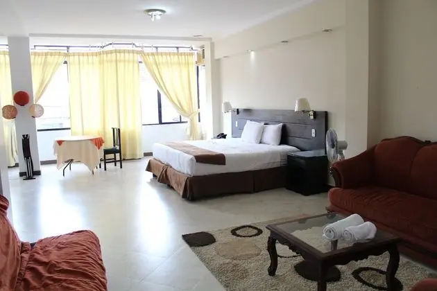 Standard Tek Büyük Yataklı Oda