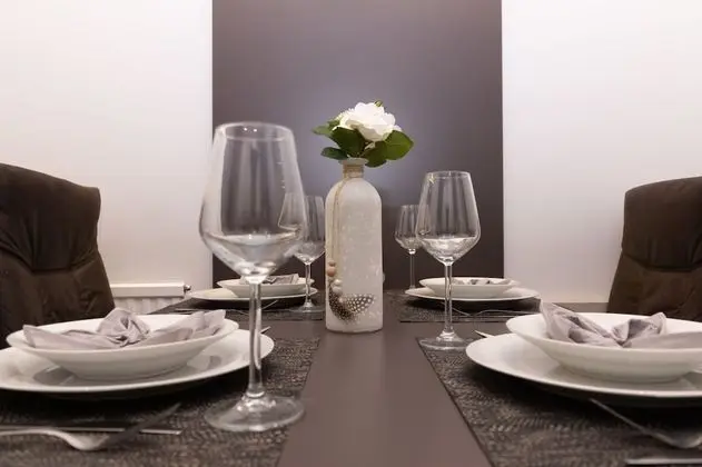 Deluxe Apart Daire, Sıcak Su Havuzu