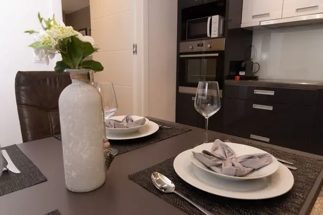 Deluxe Apart Daire, Sıcak Su Havuzu