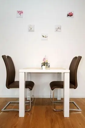 Studio Apartment with Terrace