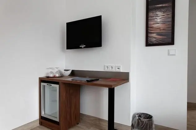 Tek Büyük Yataklı Oda (Zimmer 2)