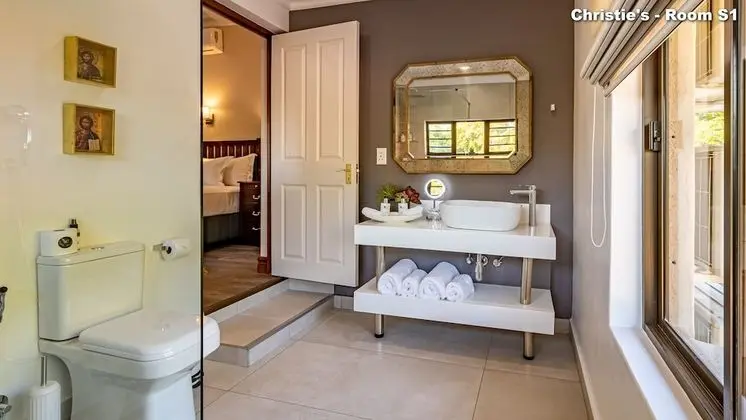 Luxury Oda, 1 En Büyük (King) Boy Yatak