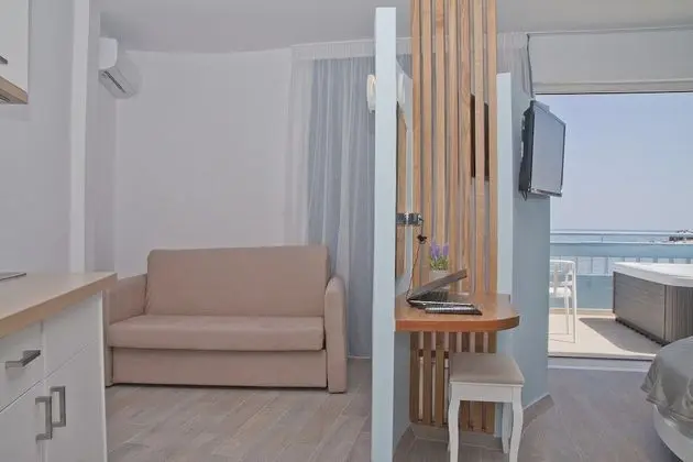 Deluxe Stüdyo Süit, 1 En Büyük (King) Boy Yatak ve Çekyat, Okyanusa Sıfır