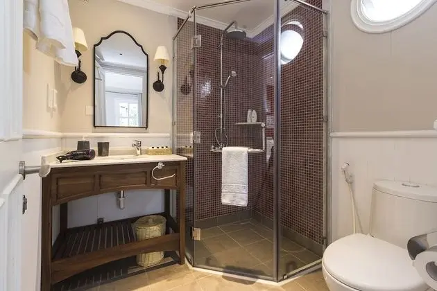 Deluxe Tek Büyük Yataklı Oda, 1 Büyük (Queen) Boy Yatak, Sigara İçilmez, Bahçe Manzaralı