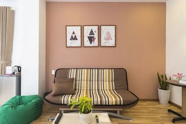 Premium Oda, 1 En Büyük (King) Boy Yatak ve Çekyat, Sigara İçilmez, Şehir Manzaralı