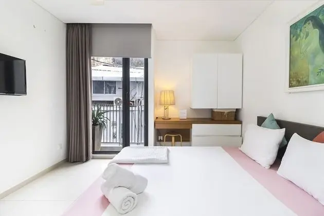 Standard Stüdyo, Balkon (Potential Noise)