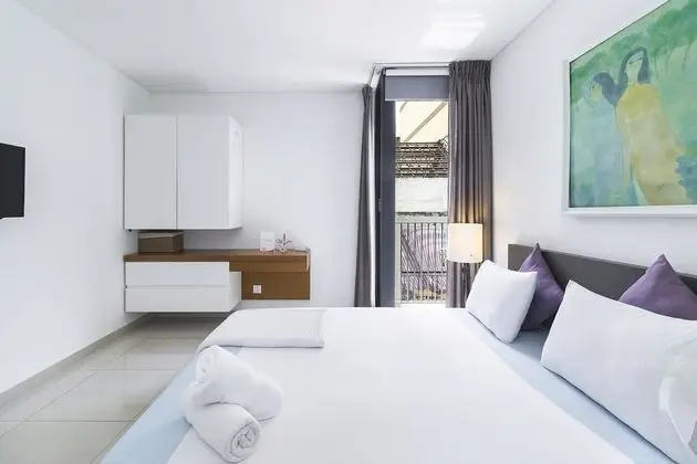 Standard Stüdyo, Balkon (Potential Noise)