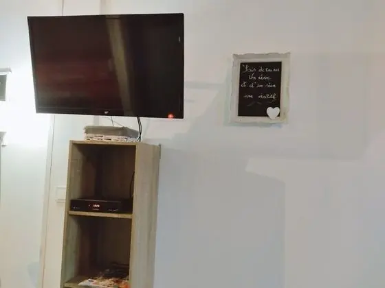 Classic Tek Büyük Yataklı Oda, Bahçe Manzaralı (La Dinotière.)