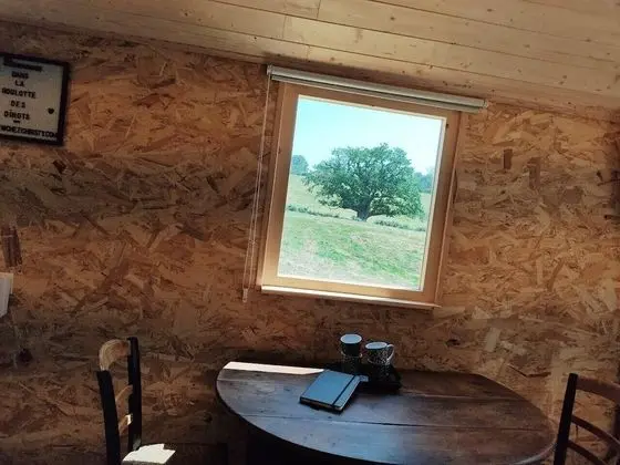 Comfort Karavan, Bahçe Manzaralı (des Dinots)