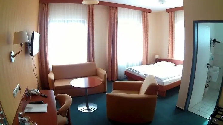 Comfort Üç Kişilik Oda, 1 Büyük (Queen) Boy Yatak, Sigara İçilmez, Şehir Manzaralı