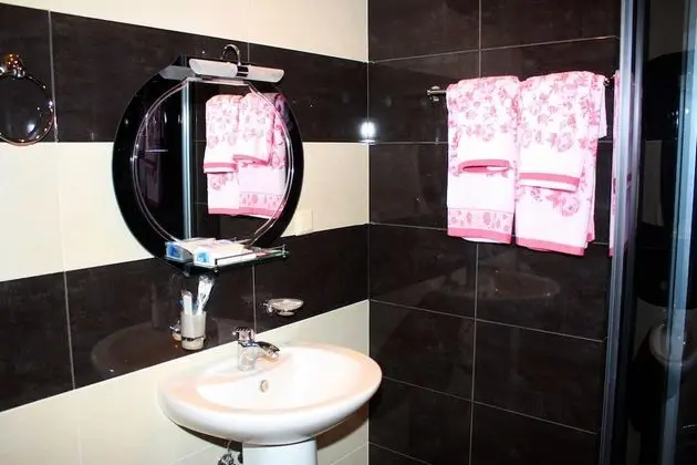 Standard Üç Kişilik Oda