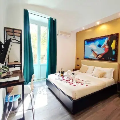 Deluxe Oda, 1 Büyük (Queen) Boy Yatak