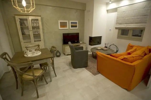Villa (Orange)