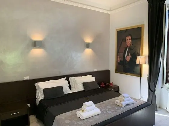 Tek Büyük Yataklı Oda