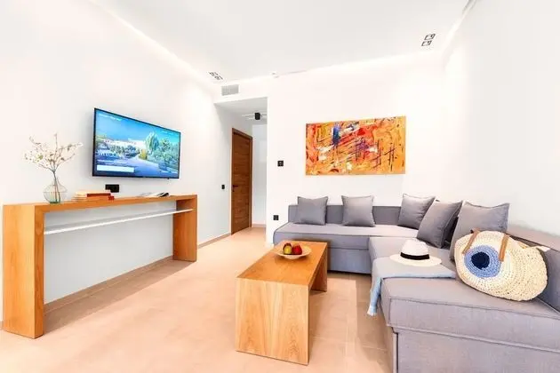 Junior Stüdyo Süit