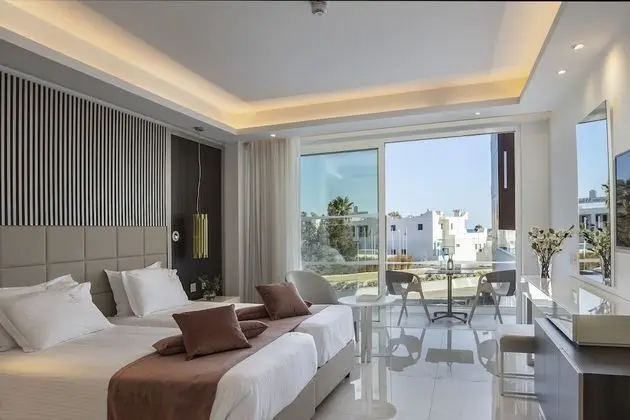 Superior Oda, 1 Yatak Odası, Balkon, Şehir Manzaralı (Land View)