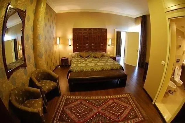 Deluxe Büyük Yataklı Tek Kişilik Oda