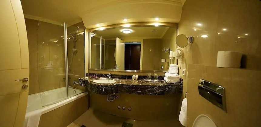 Deluxe Büyük Yataklı Tek Kişilik Oda