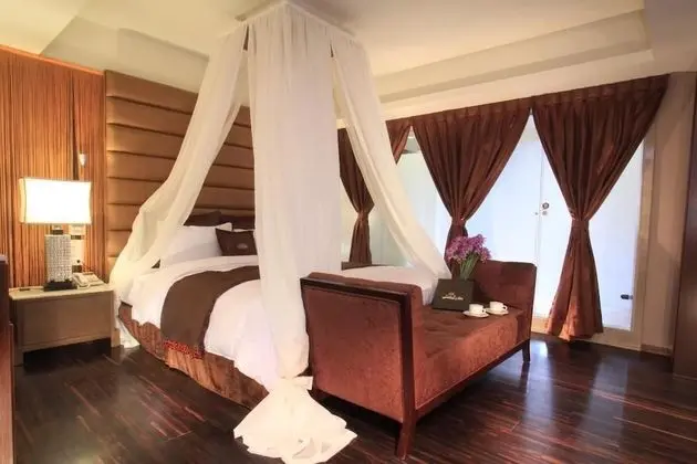Tek Büyük Yataklı Oda (Min. Occupany 2 Adults)