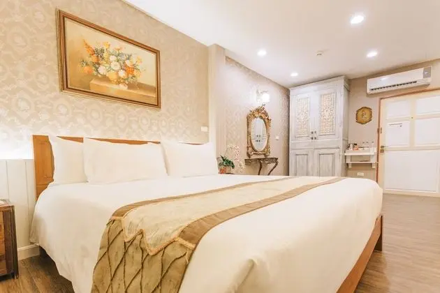 Junior Süit, 1 En Büyük (King) Boy Yatak, Balkon, Bahçe Manzaralı