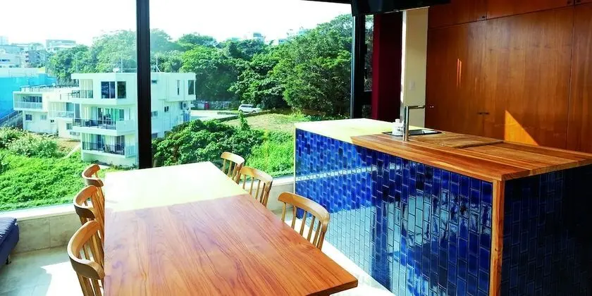 Design Oda, Sigara İçilmez (Superior Sky View)