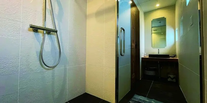 Design Oda, Sigara İçilmez (Superior Sky View)