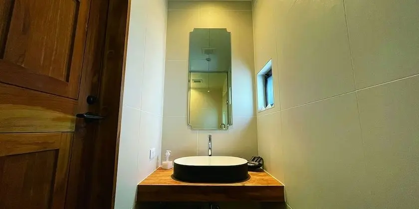 Design Oda, Sigara İçilmez (Superior Sky View)