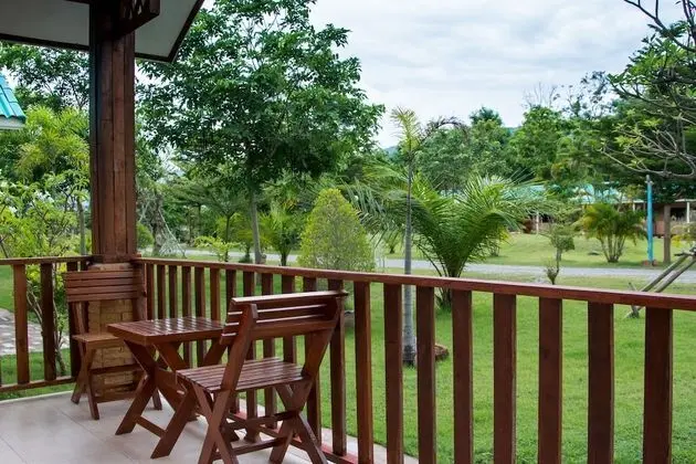 Garden Bungalow