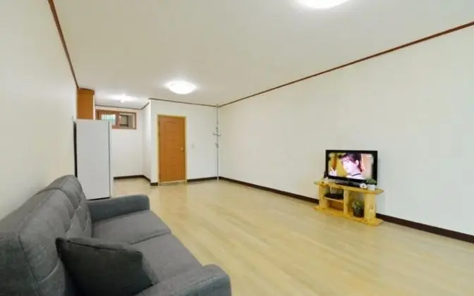 Oda (Room 102 (1F Group))