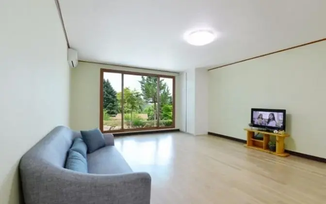 Oda (Room 103 (1F Groups))