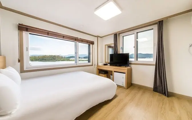 Oda (Family room (2 bedroom + 1 living roo)