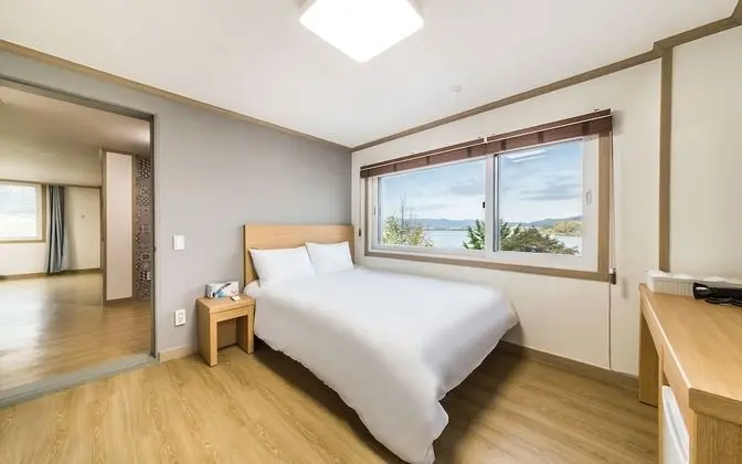 Oda (Family room (2 bedroom + 1 living roo)