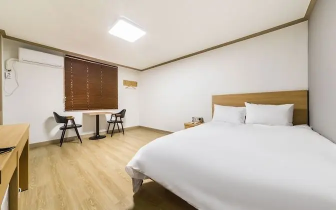 Oda (Family room (2 bedroom + 1 living roo)