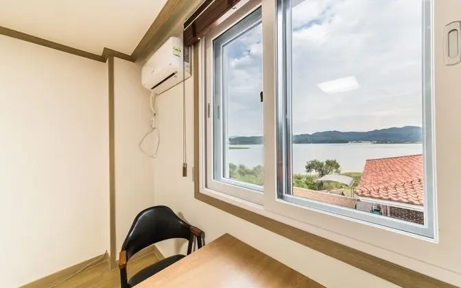 Oda (Family room (2 bedroom + 1 living roo)