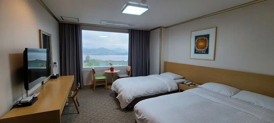 Deluxe İki Ayrı Yataklı Oda, Göl Manzaralı