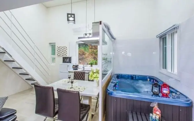 Oda (Duplex No 1 (Spa Duplex))