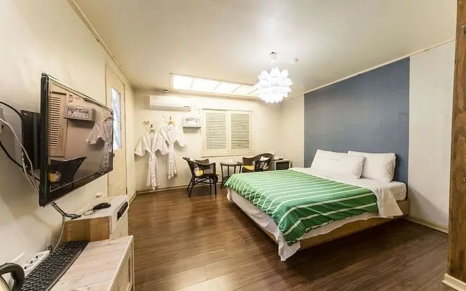 Oda (Semi-Special Room)