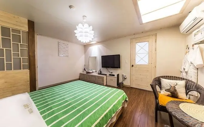 Oda (Semi-Special Room)