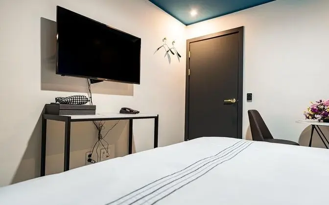 Oda (Standard Double (Netflix available + )