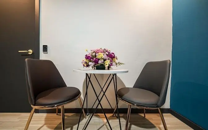 Oda (Standard Double (Netflix available + )