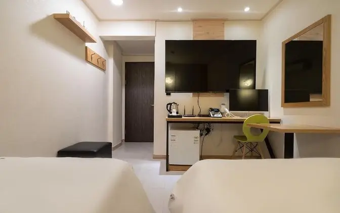 Oda (Special Twin (double + single / 65-in)