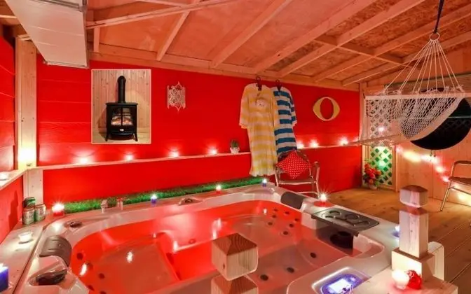 Oda (Miluyutte (Spa Couple Room))