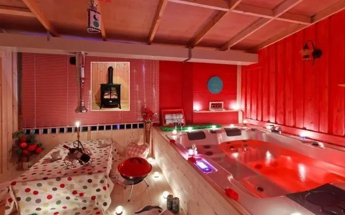 Oda (Woaini (Spa Couple Room))